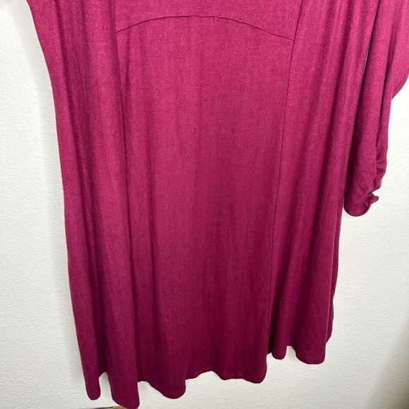 New with tags plus size studio B, long sleeve, mid, knit dress - Picture 4 of 12